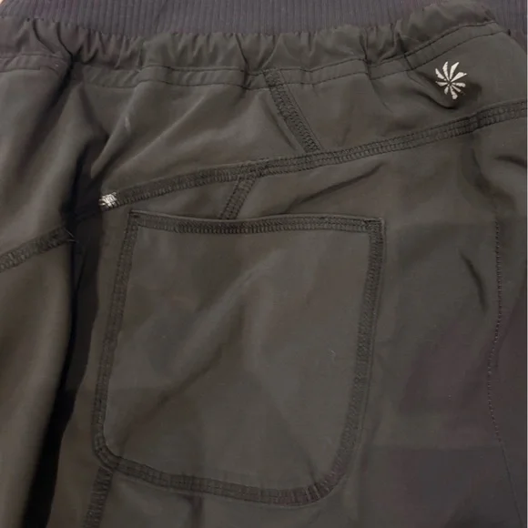 Athleta Men's Black Joggers - Picture 3 of 5